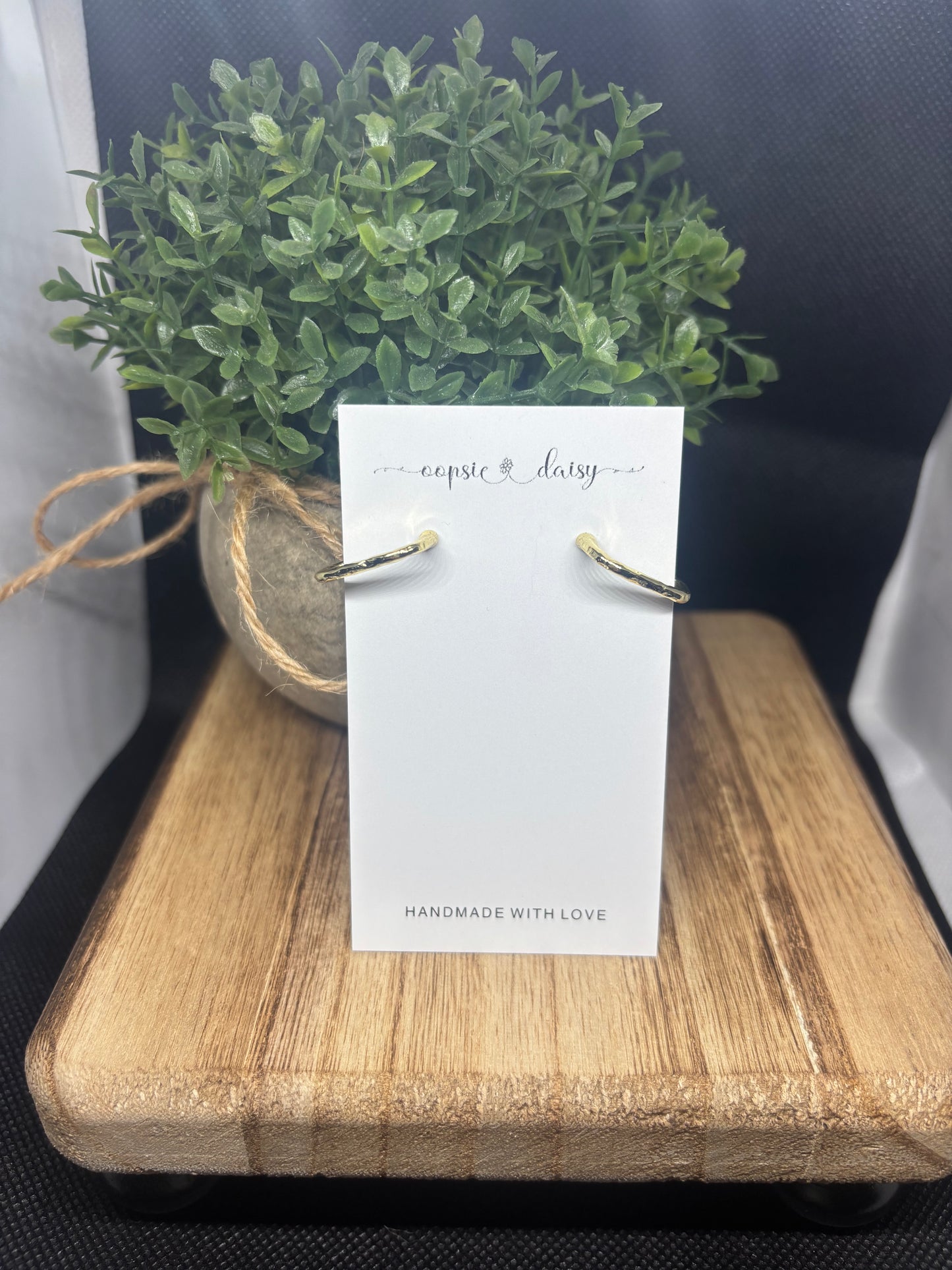 Rectangular hoop studs