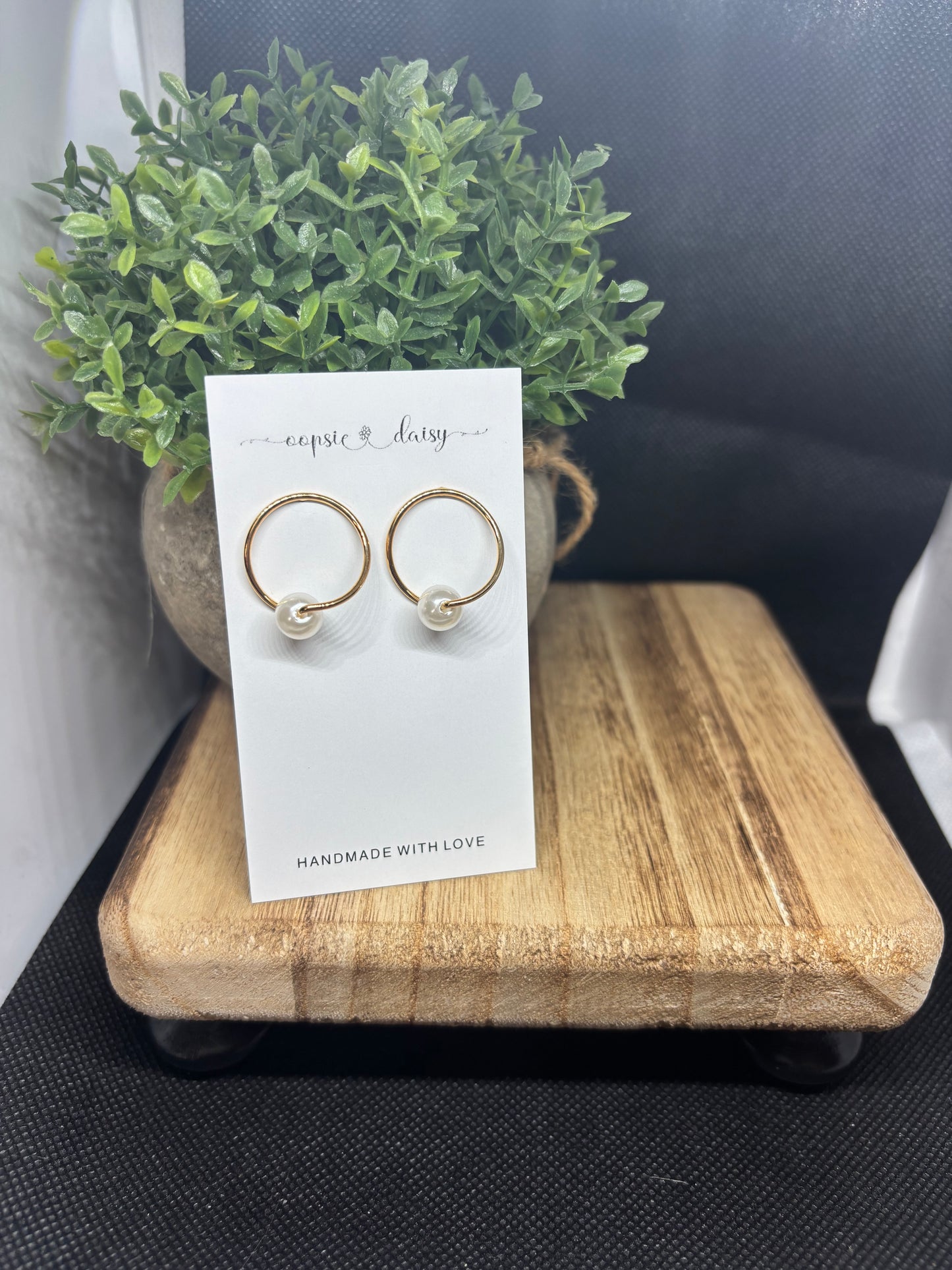 Pearl ring stud