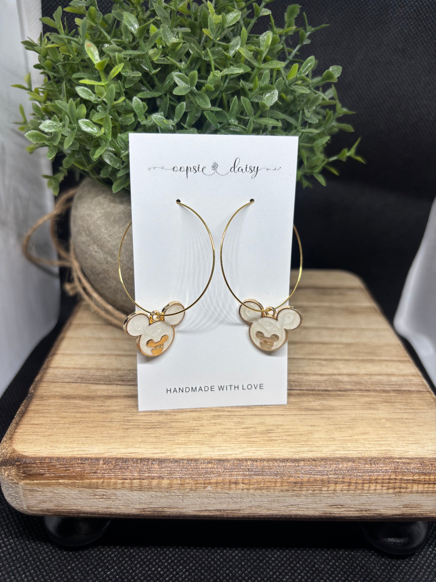 The pearl Mickey hoops