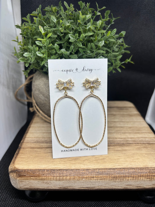 The clear bow long hoops