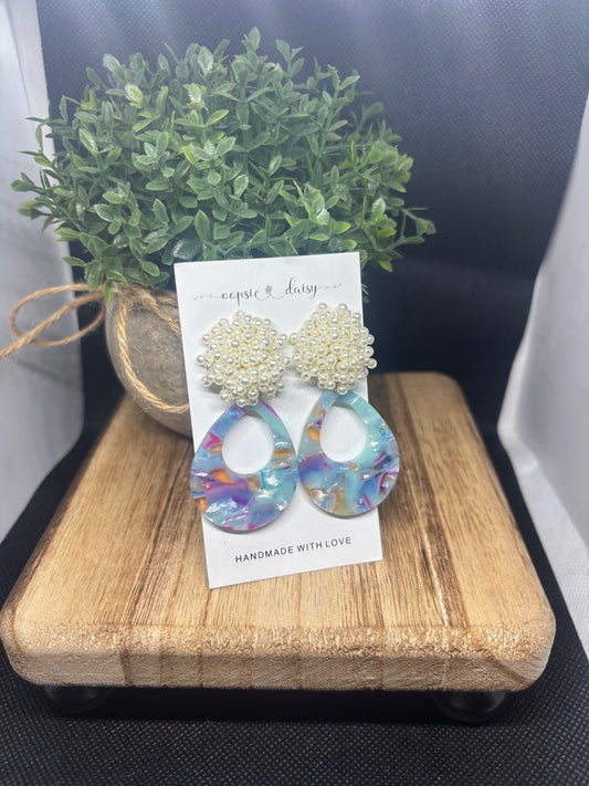 Pearl cluster stud with purple, blue oval