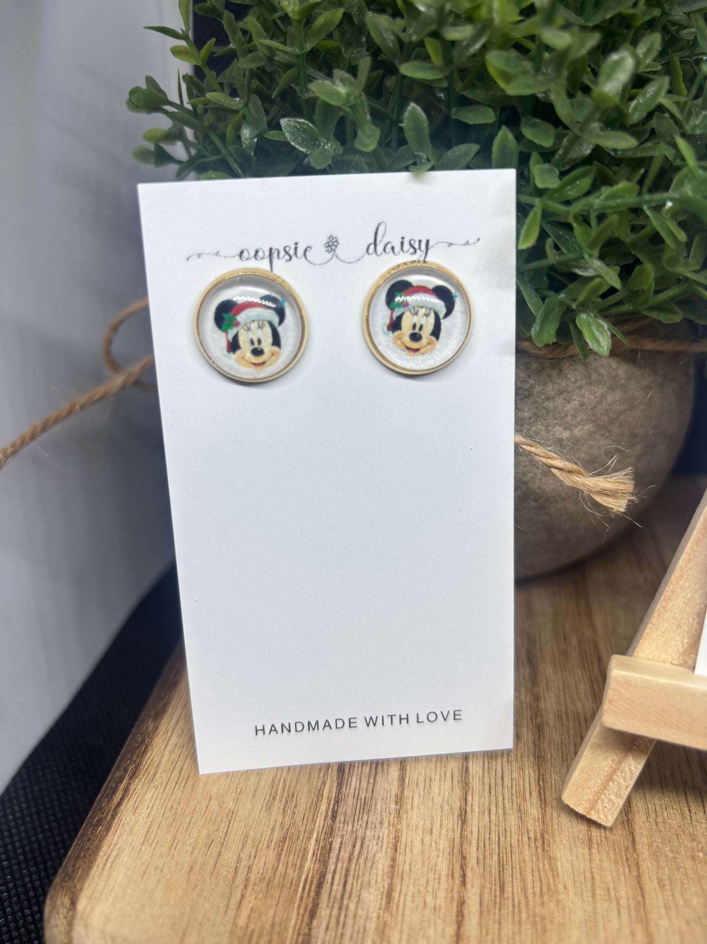 Santa Daisy and Minnie