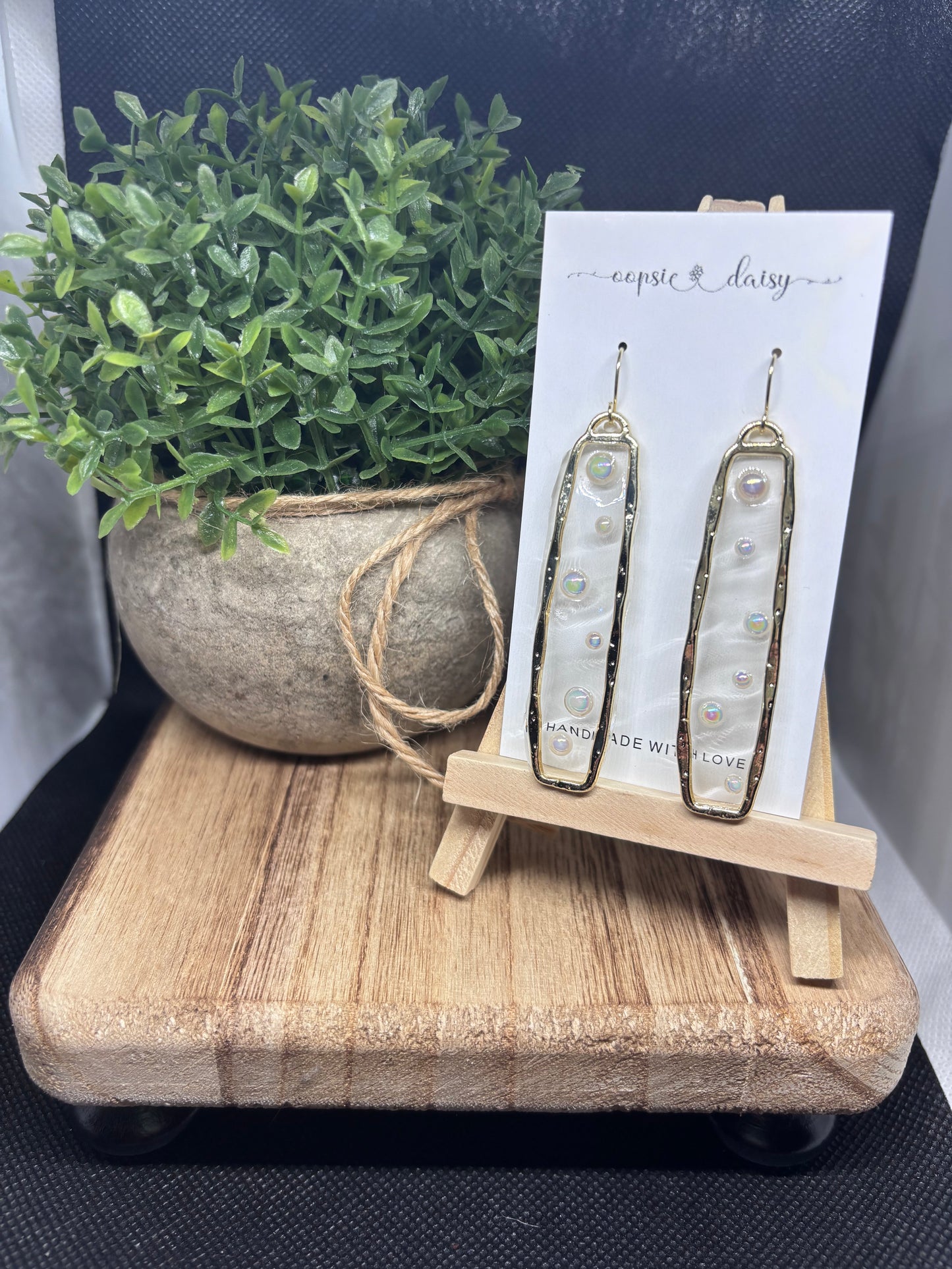 Resin pearl long earrings